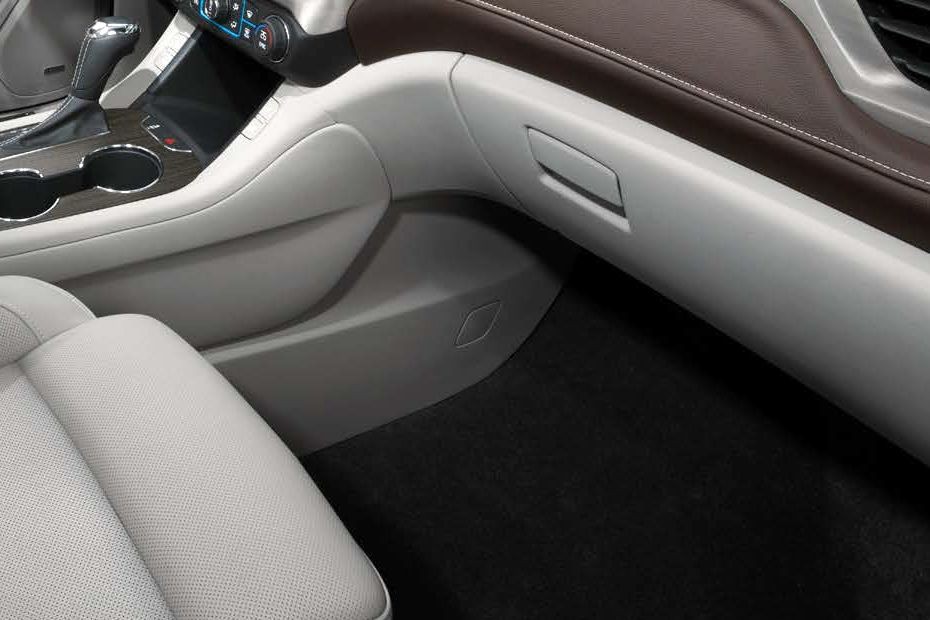 GMC Acadia Denali Glove Box in UAE