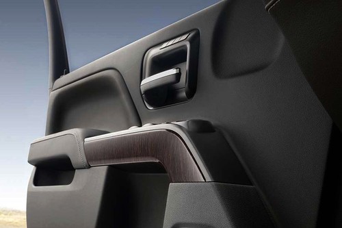 door handle interior of GMC Sierra Denali