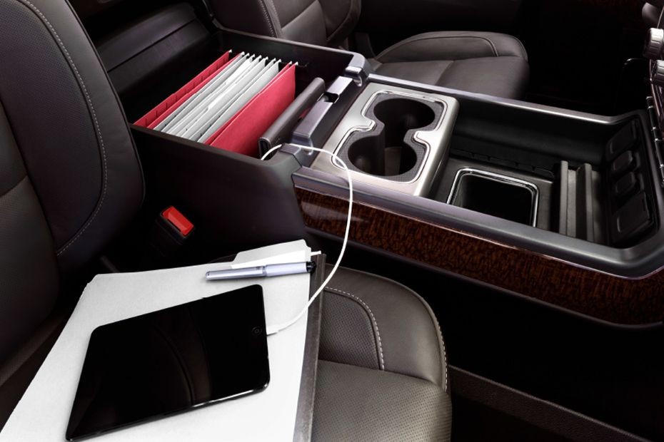 Sierra Denali Front Center Divider in UAE