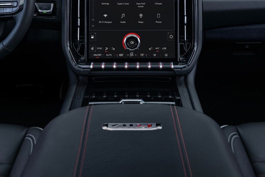 Front AC Controls of GMC Yukon in UAE