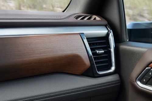 Sierra HD Front Side Ac Vents