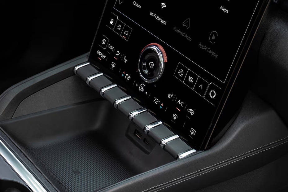 Front AC Controls of GMC Terrain Front AC Controls of GMC Terrain