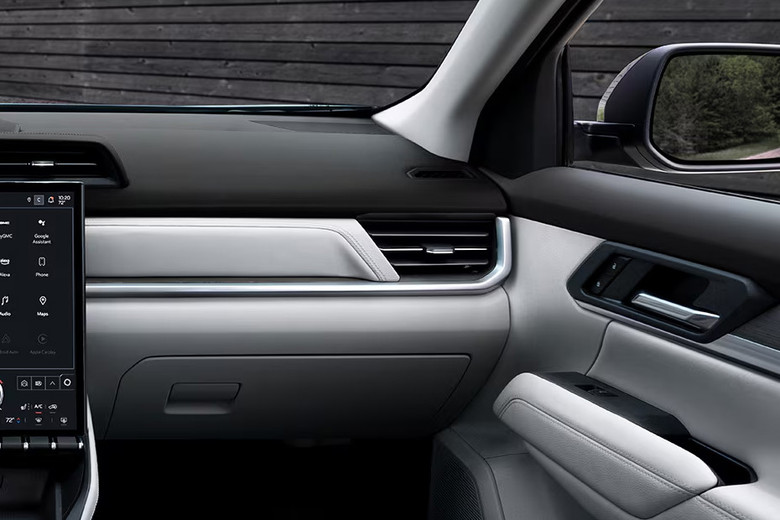 Terrain Front Side Ac Vents