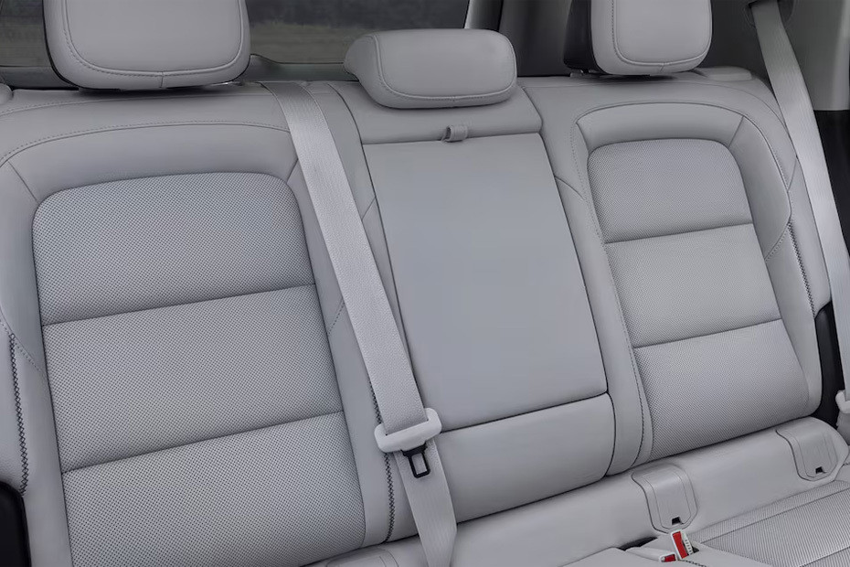 GMC Terrain Rear Seats in UAE