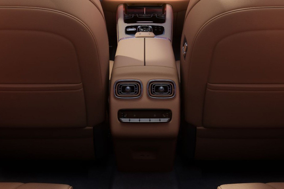 J8 Rear AC Controls J8 Rear AC Controls