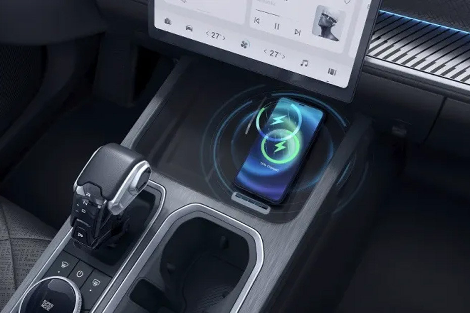 Power Accessories Outlet View of Jaecoo J7 in UAE