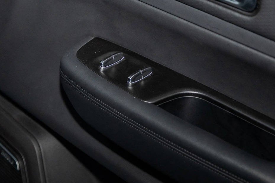 Jaecoo J7 Phev Drivers Side In Side Door Controls Jaecoo J7 Phev Drivers Side In Side Door Controls