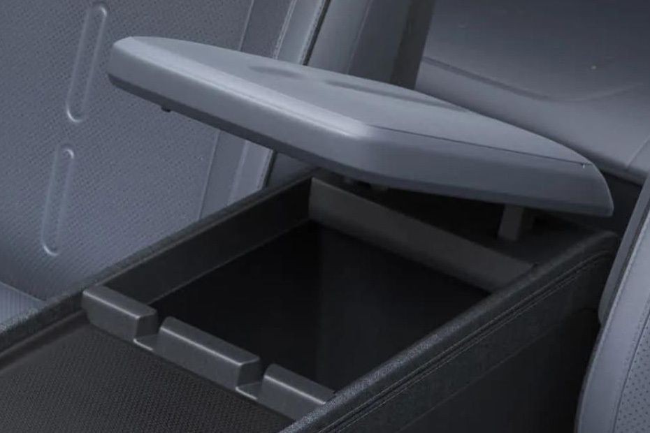 R2 Front Center Divider in UAE