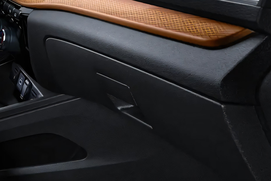 Lada Vesta SW Cross Glove Box Lada Vesta SW Cross Glove Box