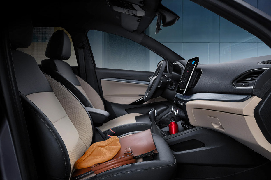 Vesta SW Front Seats Vesta SW Front Seats