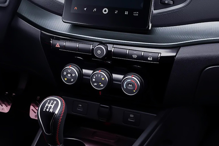 Front AC Controls of Lada Vesta Sportline Front AC Controls of Lada Vesta Sportline