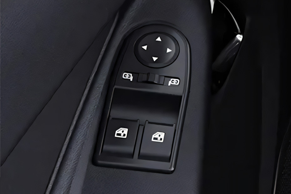 Lada Granta Sport Liftback Drivers Side In Side Door Controls Lada Granta Sport Liftback Drivers Side In Side Door Controls