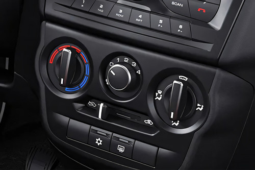 Front AC Controls of Lada Granta Sportline Liftback