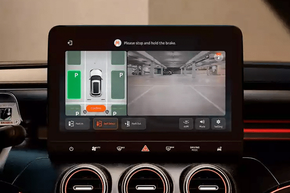 3 Parking Assist in UAE