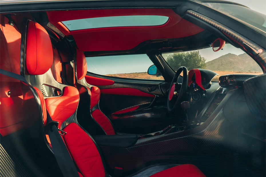 CC850 Front Seats in UAE