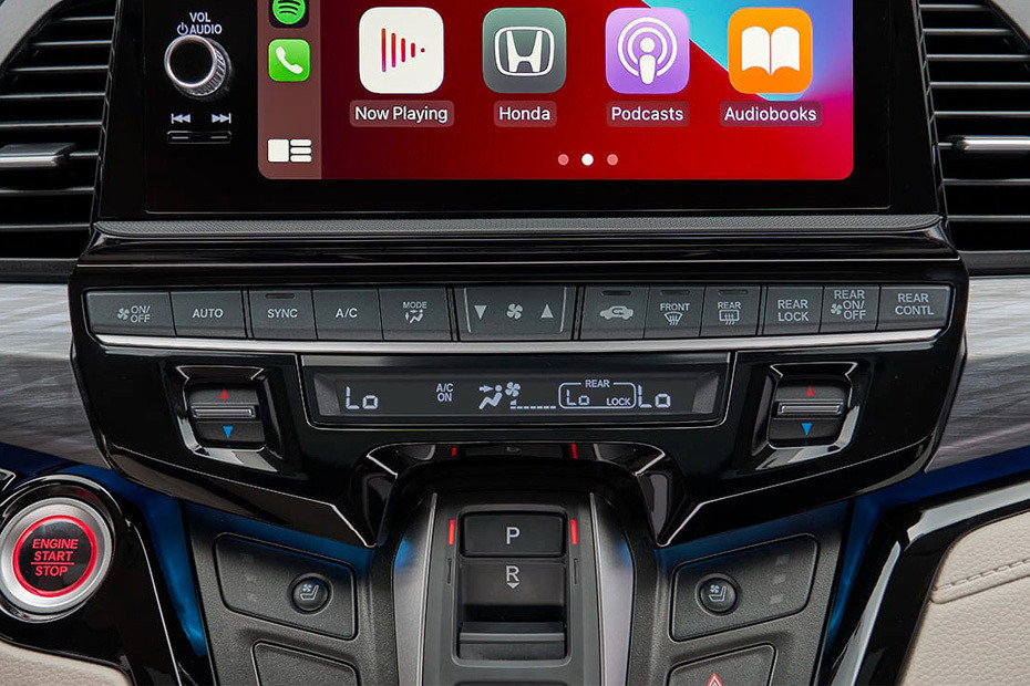 Front AC Controls of Honda Odyssey