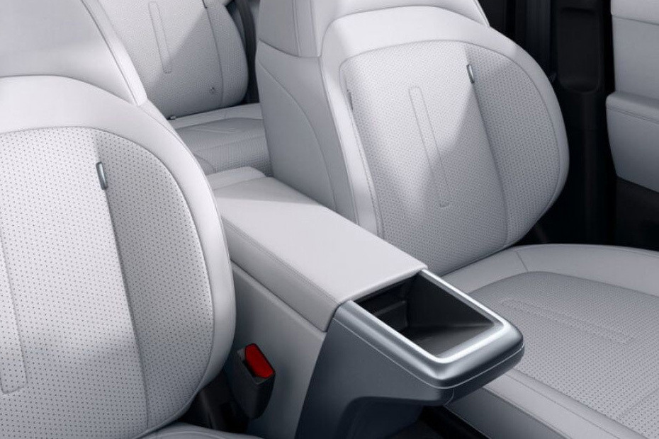 V23 Front Center Divider in UAE