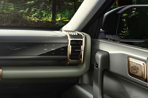 03 Front Side Ac Vents