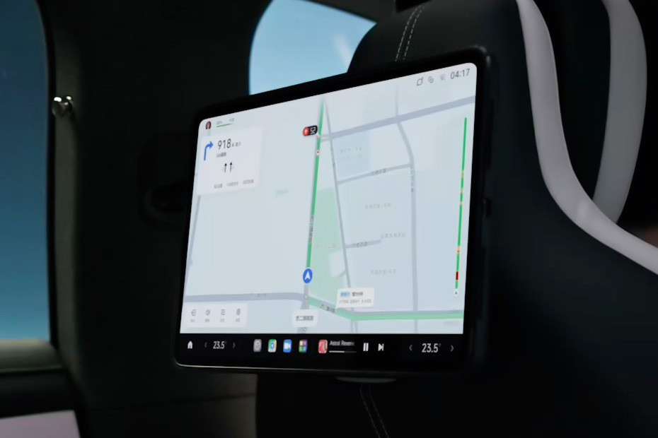 Rear Seat Entertainment of Xiaomi SU7
