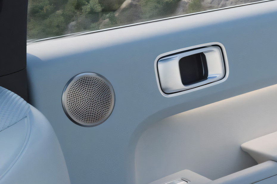 Speakers View of Li Auto L8 Speakers View of Li Auto L8