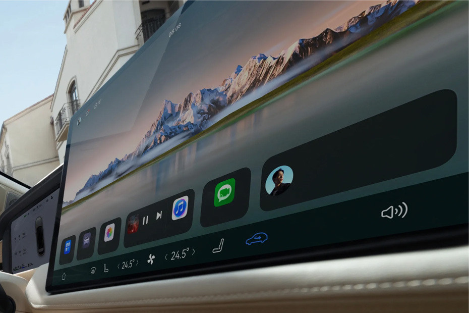 5 touch screen in UAE