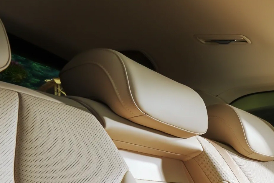 7 Rear Seat Head rest 7 Rear Seat Head rest