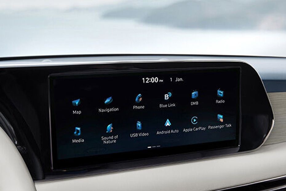 Stereo View of Palisade (2022-2024) in UAE