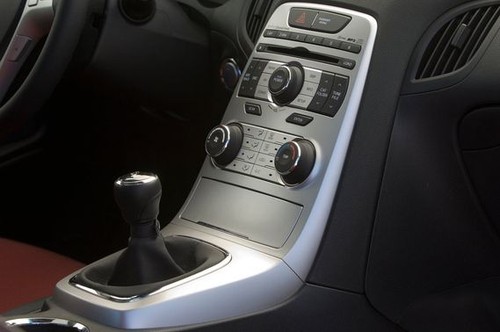Hyundai Genesis Coupe Gear Shifter
