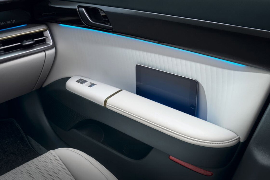 Hyundai Azera Drivers Side In Side Door Controls in UAE