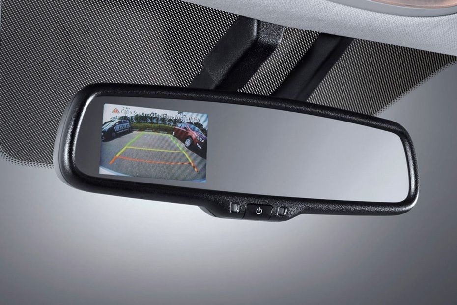 i20 5DR Courtesy Lamps in UAE