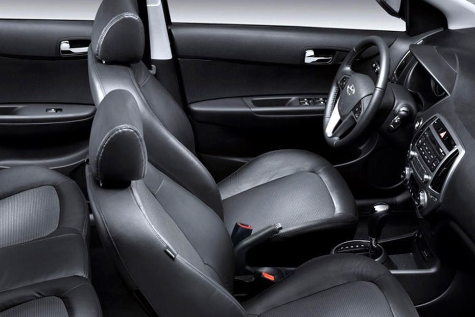 i20 5DR Front Seats in UAE