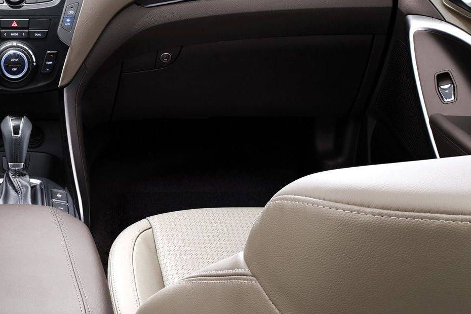 Hyundai Santa Fe (2012-2021) Glove Box Hyundai Santa Fe (2012-2021) Glove Box