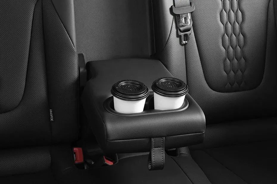 Creta (2023-2024) Cup Holders in UAE