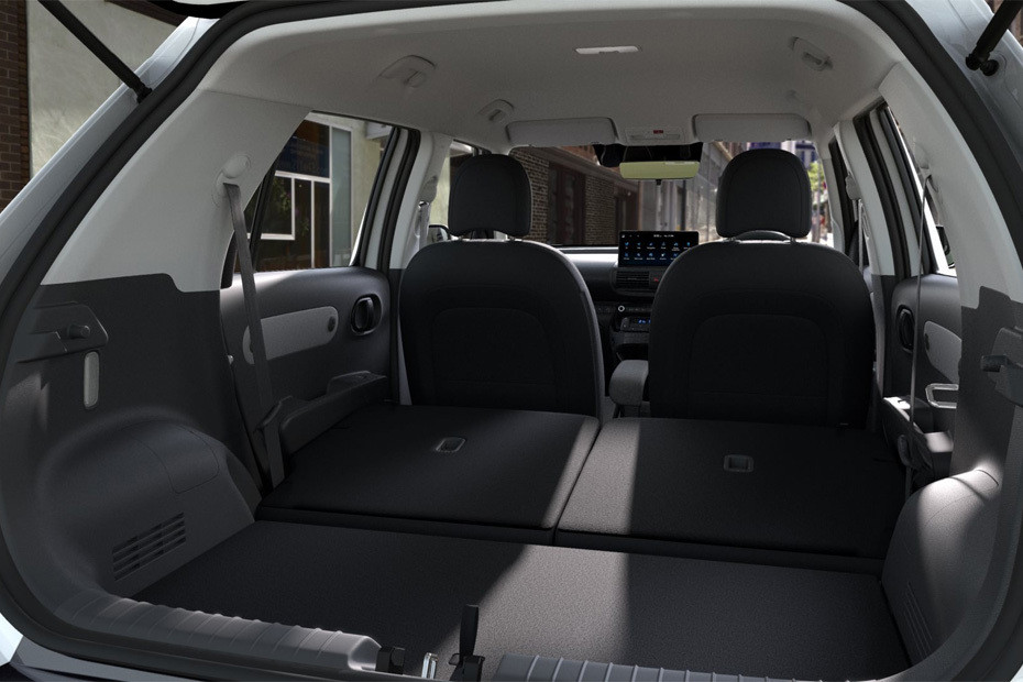 Folding Seats of Hyundai Inster in UAE
