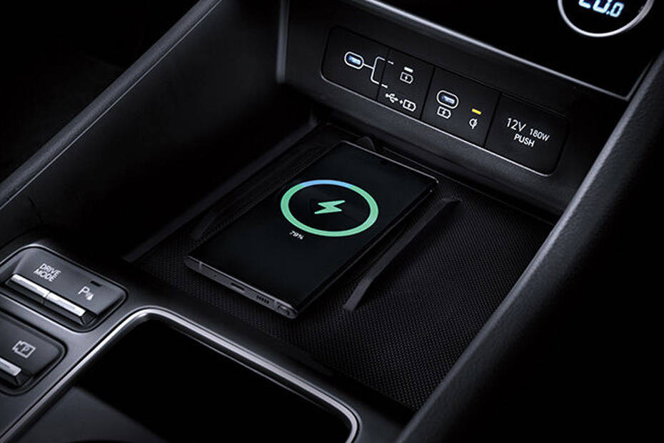 Power Accessories Outlet View of Hyundai Sonata Power Accessories Outlet View of Hyundai Sonata