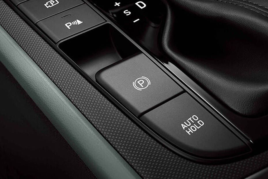 Center Controls of Hyundai Elantra Center Controls of Hyundai Elantra