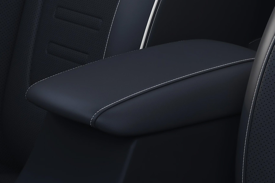 Creta Front Center Divider