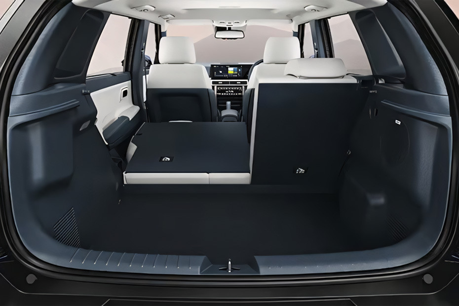 Folding Seats of Hyundai Venue 2026 in UAE
