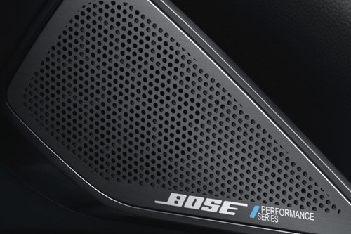 Speakers View of Infiniti Q50