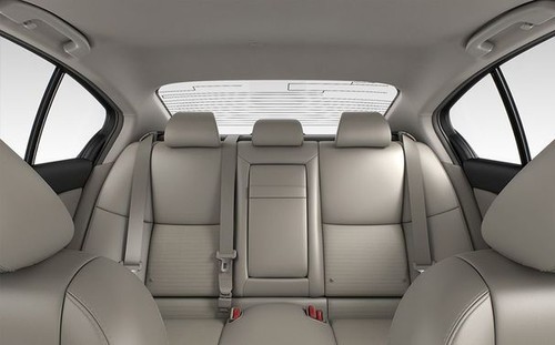 Infiniti Q50S Hybrid Rear Seats