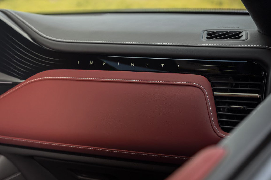 QX80 Front Side Ac Vents in UAE