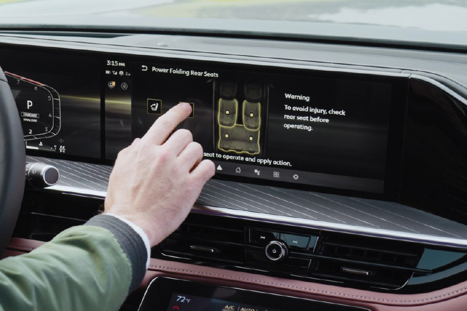 QX80 touch screen in UAE