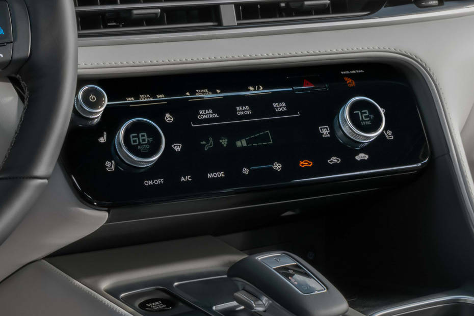 Front AC Controls of Infiniti QX60 2026 Front AC Controls of Infiniti QX60 2026