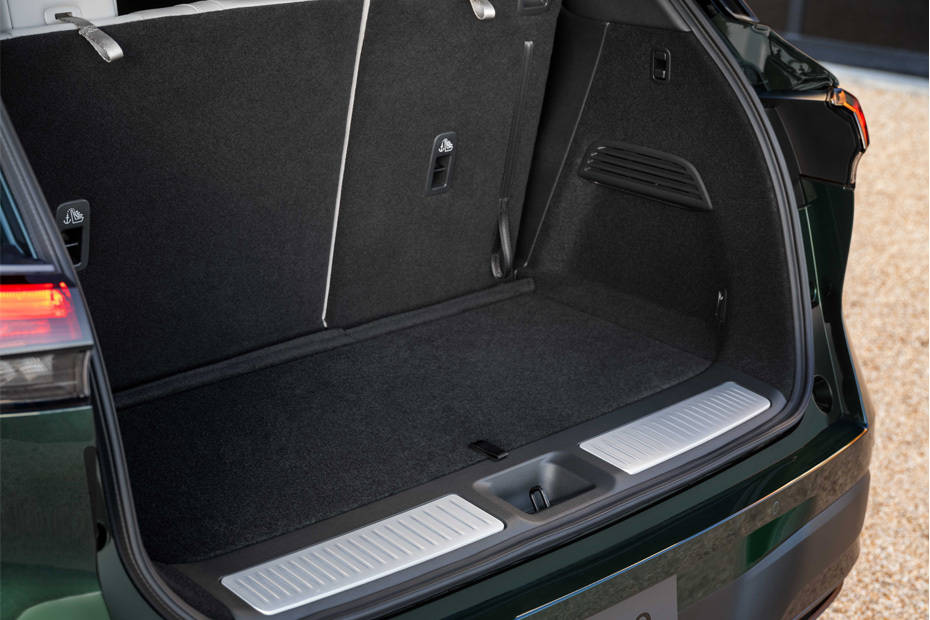 Storage Closer View of Infiniti QX60 2026 Storage Closer View of Infiniti QX60 2026