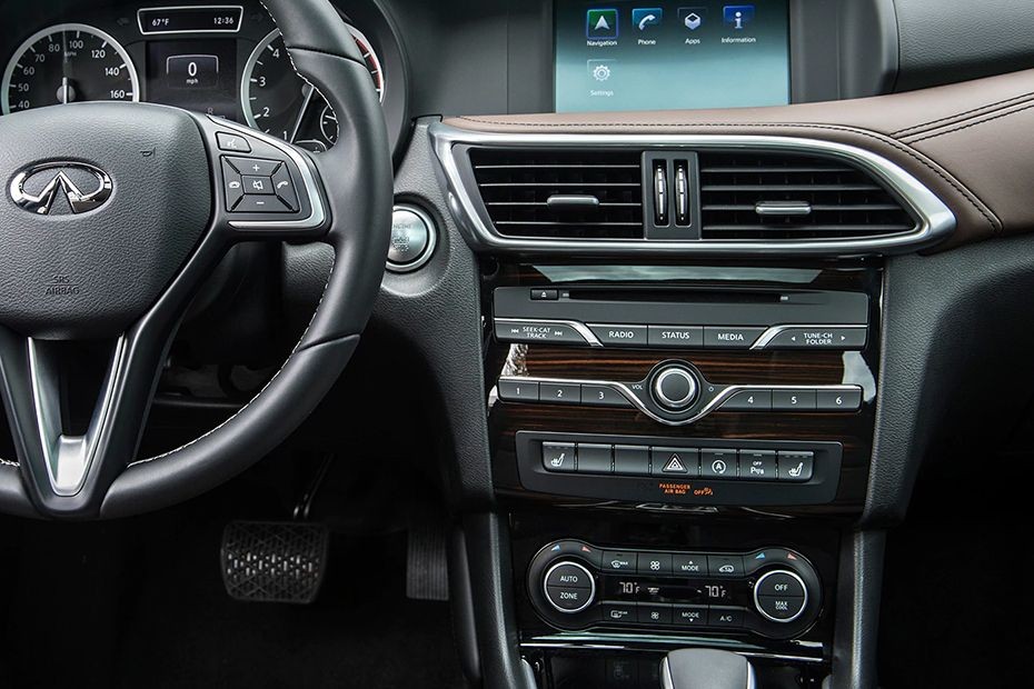 QX30 Center Console in UAE