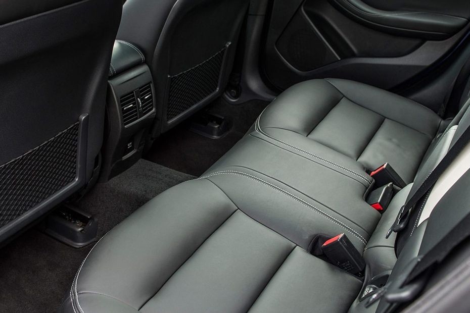 Infiniti QX30 Rear Seats in UAE
