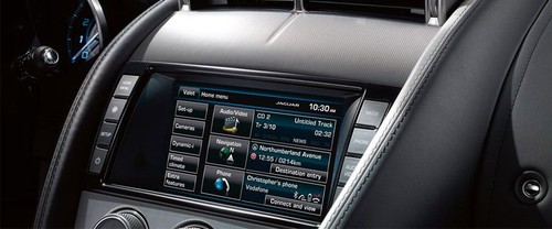 F Type S Coupe touch screen