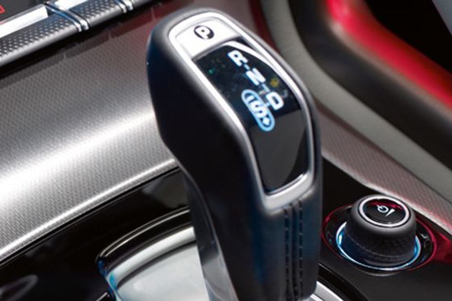 Jaguar F Type R AWD Coupe Gear Shifter in UAE