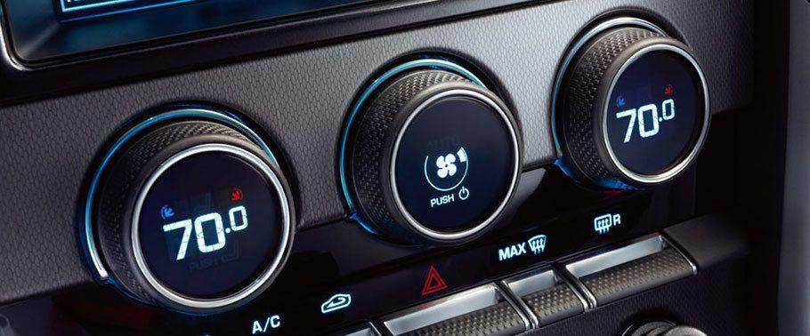 Side AC Controls of Jaguar F-Type R AWD Convertible Side AC Controls of Jaguar F-Type R AWD Convertible