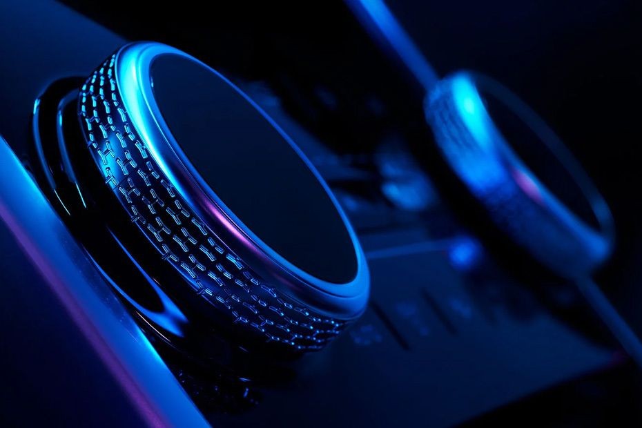 Front AC Controls of Jaguar XE in UAE